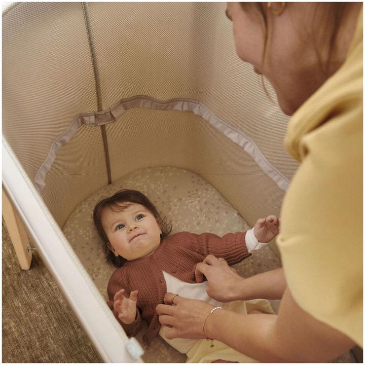 Actual product image Stokke Snoozi bassinet