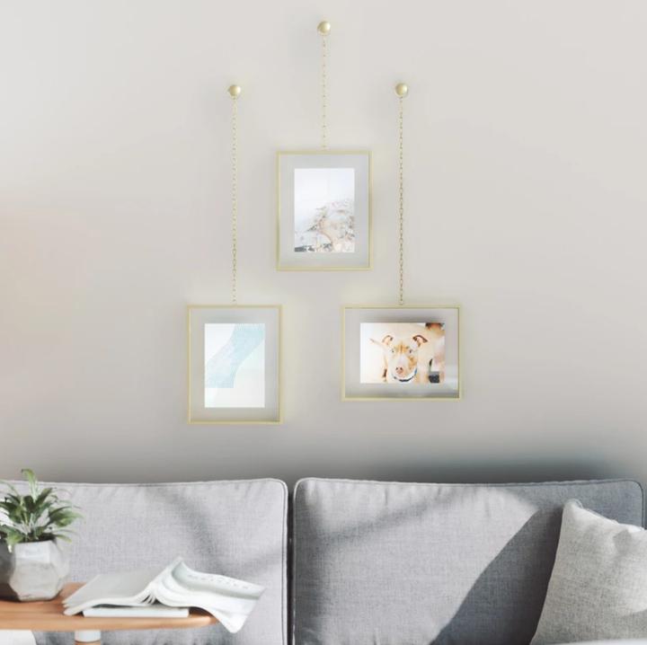 Actual product image Umbra 1017626-104 - FOTOCHAIN ​​3-piece 20x25 cm picture frame set, brass (8 x 10 cm)