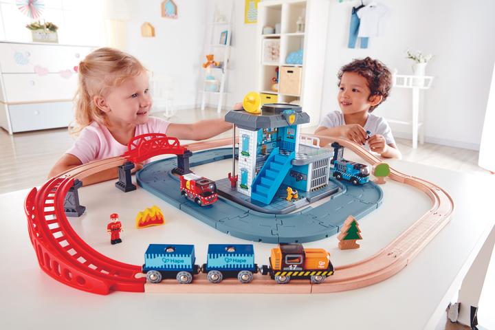 Produktbild Hape Notfall-Hauptquartier