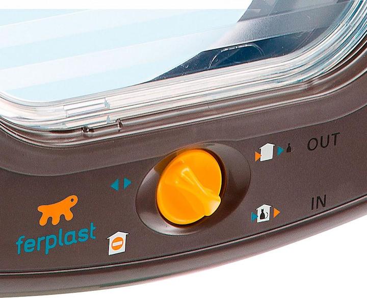 Produktbild Ferplast Swing 9 - Türchen für mittelgrosse Hunde und grosse Katzen braun (Manuelle Katzenklappe)