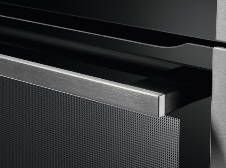 Produktbild AEG Elektroofen mit Pyrolyse BPE546360M