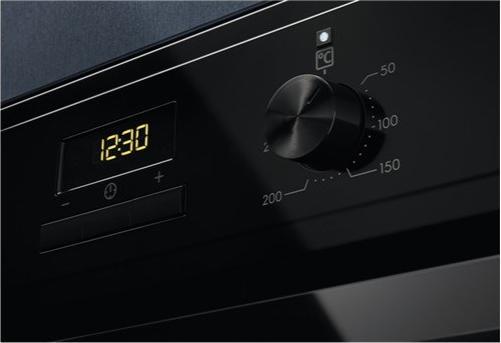 Actual product image Electrolux EOF3H50BK