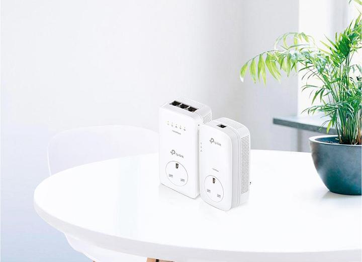 Actual product image TP-Link AV1200 GigabitPowerline ac WLAN KIT with front socket up to 1200Mbps powerline data rate Line... (1200 Mbit/s)