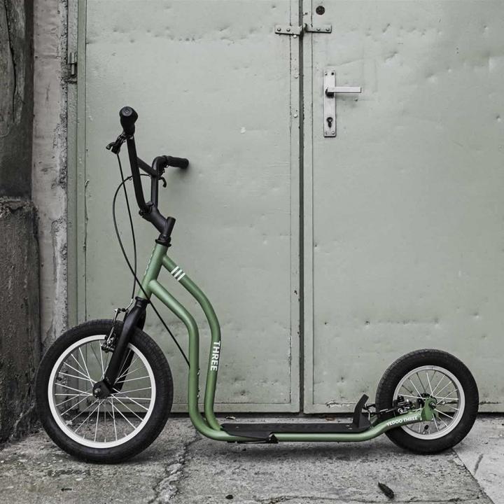 Actual product image Gladiatorfit Adult scooter "Three" Yedoo