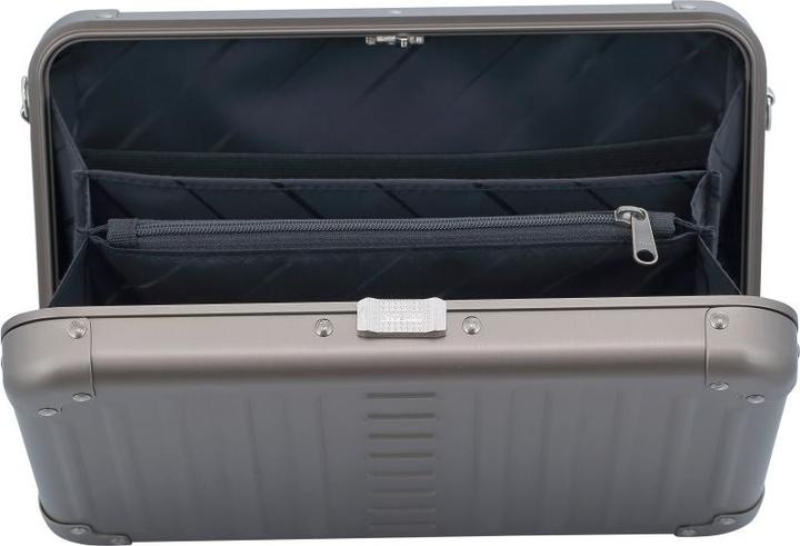 Actual product image Aleon Aluminium Vanity Case 10.5"