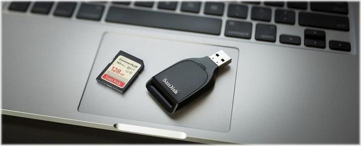 Actual product image SanDisk MobileMate (USB 3.0)