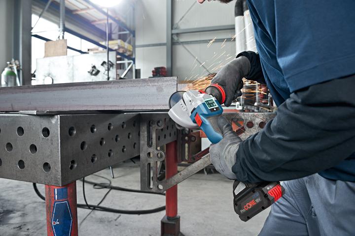 Produktbild Bosch Professional GWS 18V-10 SC (125 mm)