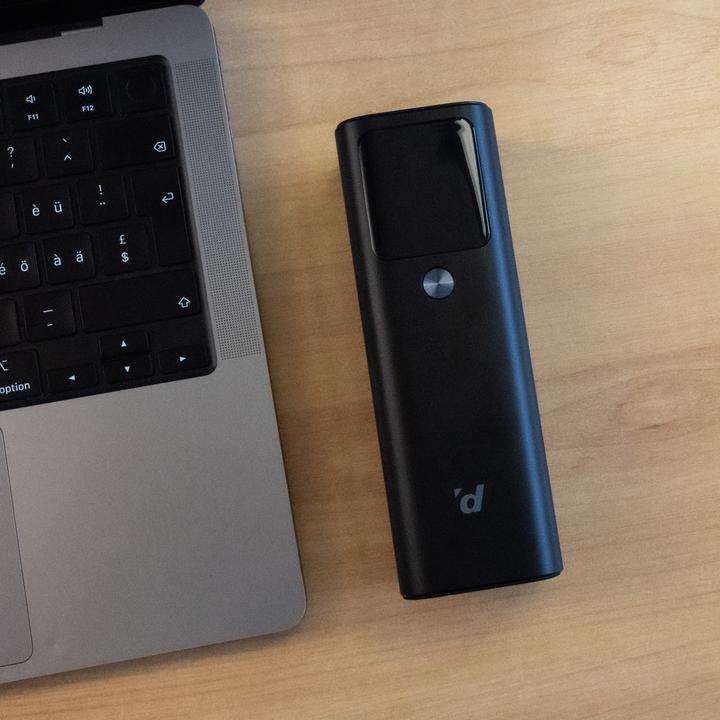 Produktbild Digitec Powerbank (27600 mAh, 140 W, 99.36 Wh)
