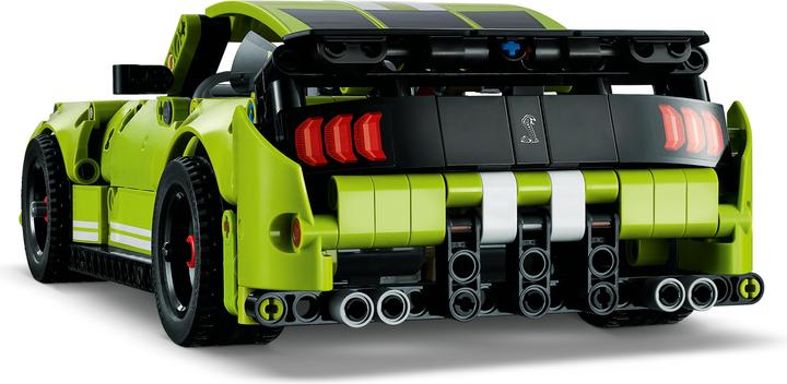 Actual product image LEGO Ford Mustang Shelby GT500 (42138, LEGO Technic)