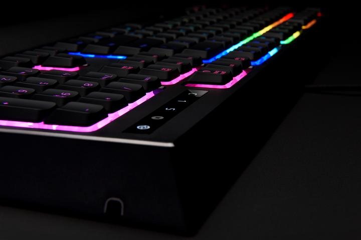 Produktbild Razer Ornata Chroma (DE, Kabelgebunden)