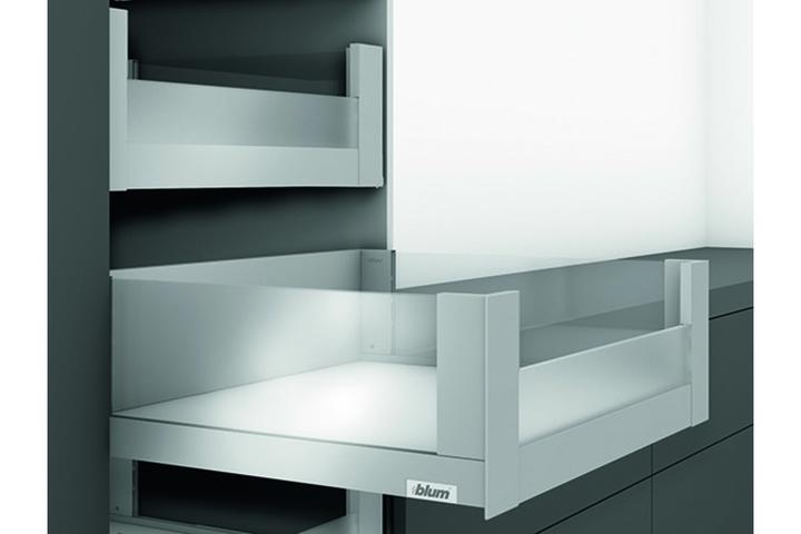 Actual product image Blum Internal drawer front piece LEGRABOX pure/free C, with groove