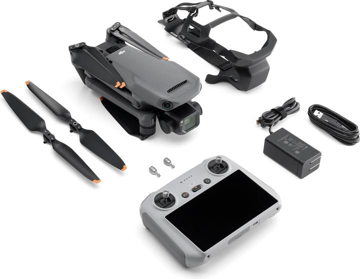 Produktbild DJI Mavic 3 Classic mit RC Fernsteuerung (46 min, 895 g, 20 Mpx)