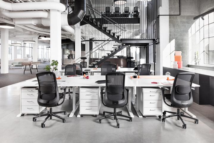 Actual product image HAG SoFi 7500 XTREME with armrests