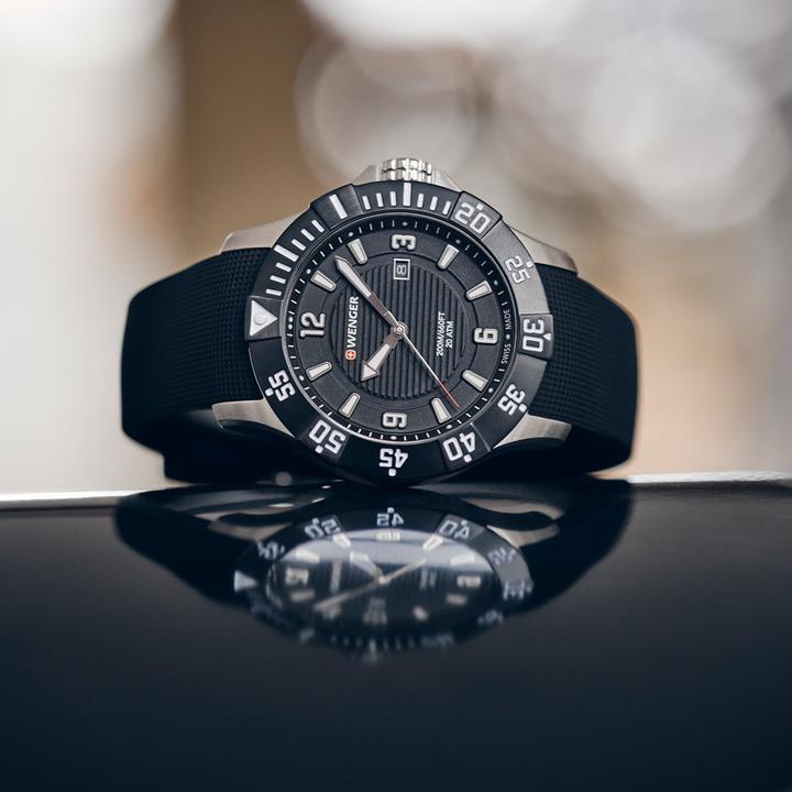 Actual product image Wenger Seaforce (Diving watch, 43 mm)