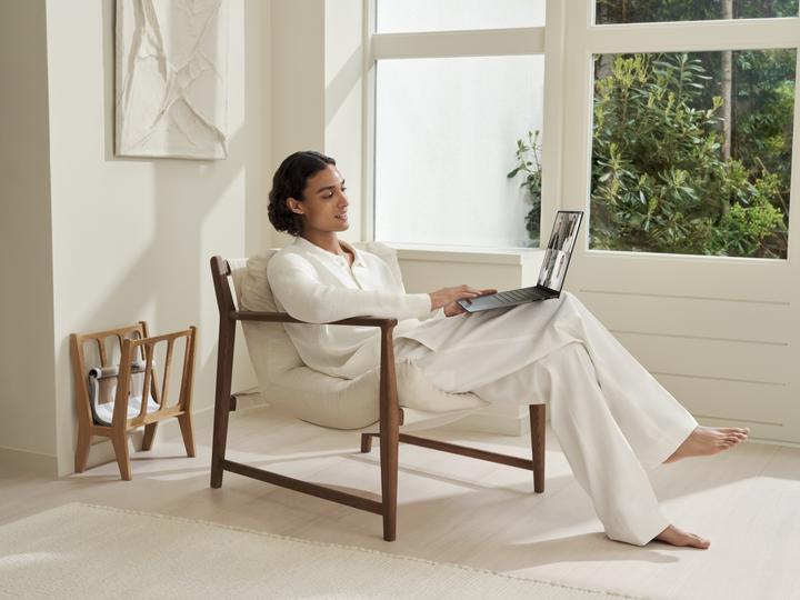 Image du produit ASUS Zenbook S 16 (16", AMD Ryzen AI 9 365, 24 Go, 1000 Go, DE)