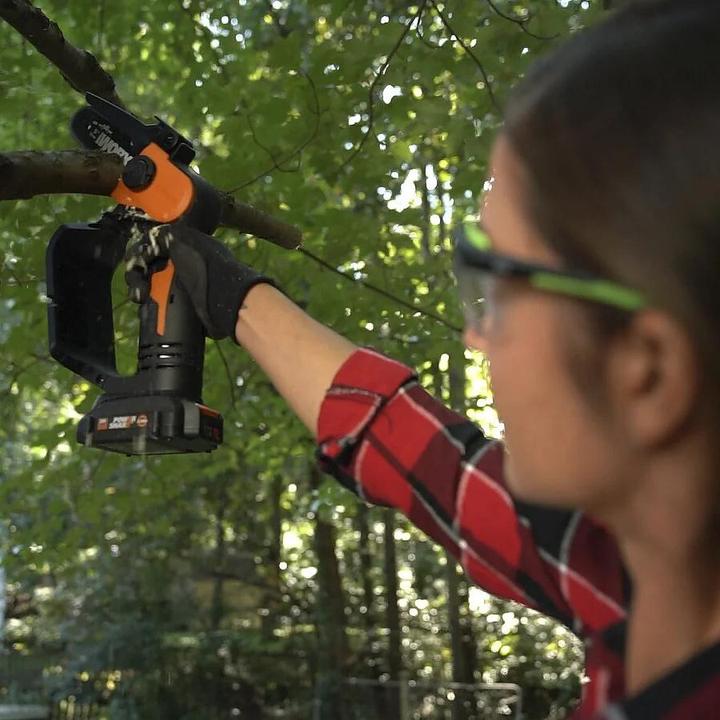 Image du produit Worx Scie à élaguer sans fil à une main (Tronçonneuse à batterie)