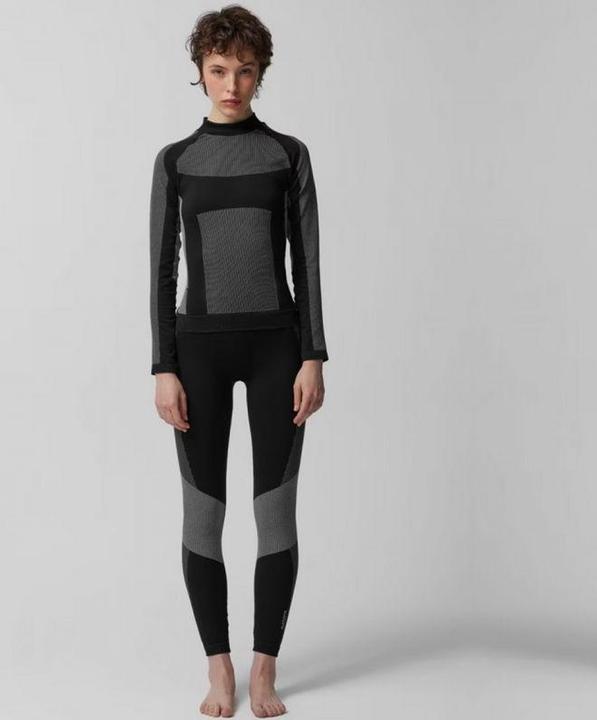 Actual product image Outhorn F097 Ladies Thermoactive T-Shirt Deep Black OTHAW23USEAF097 20S L/XL (L)