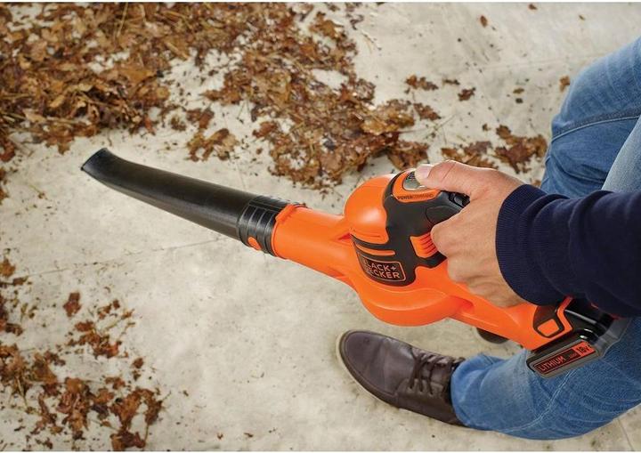 Actual product image Black & Decker GWC1820PC Solo (Rechargeable battery operated, Leaf vacuums)