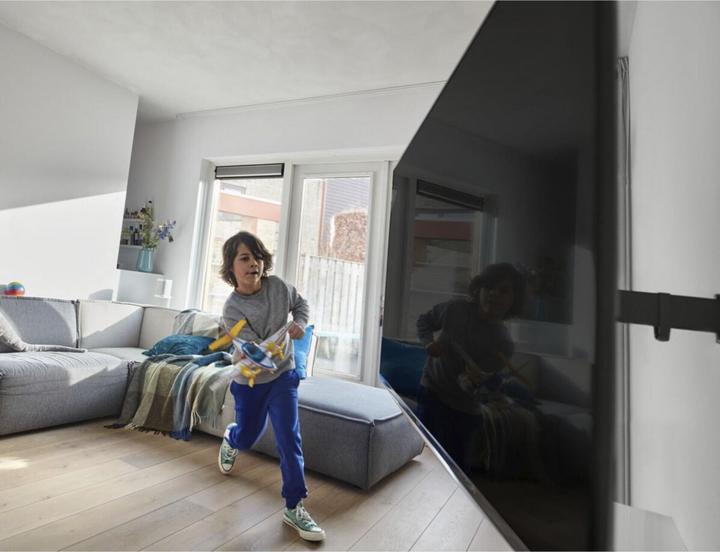 Actual product image Vogels MUURBEUGEL COMFORT TVM3225 (Wall, 43", 15 kg)