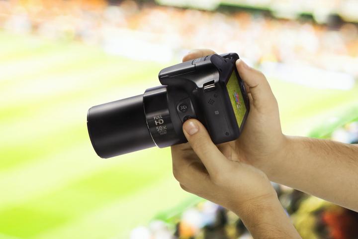 Produktbild Canon PowerShot SX540 HS (4.3 - 215 mm, 20.30 Mpx, 1/2,3'')