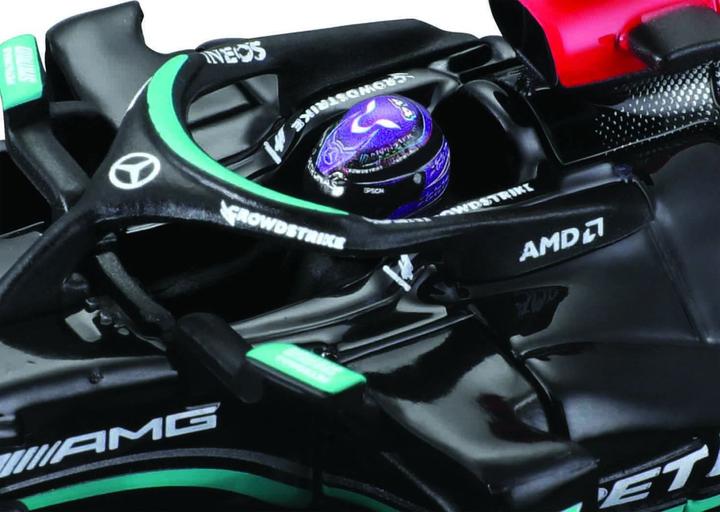 Actual product image Bburago L. Hamilton Mercedes-AMG F1 W12