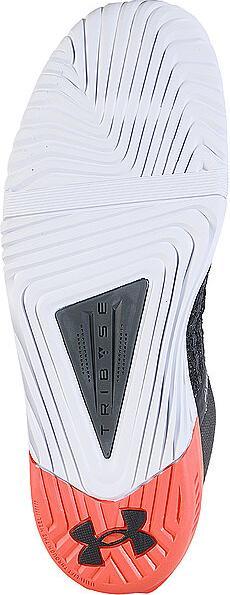 Under Armour UA Reign 6