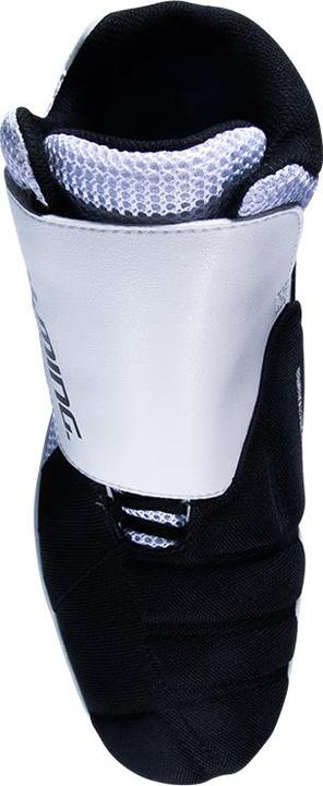 Actual product image Salming Slide 5 Goalie Shoe (37)