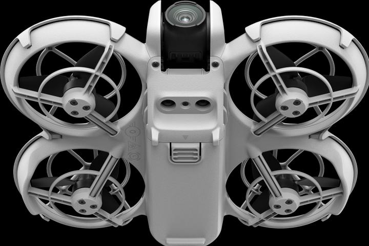 Produktbild DJI Neo Motion Fly More Combo (18 min, 135 g, 12 Mpx)