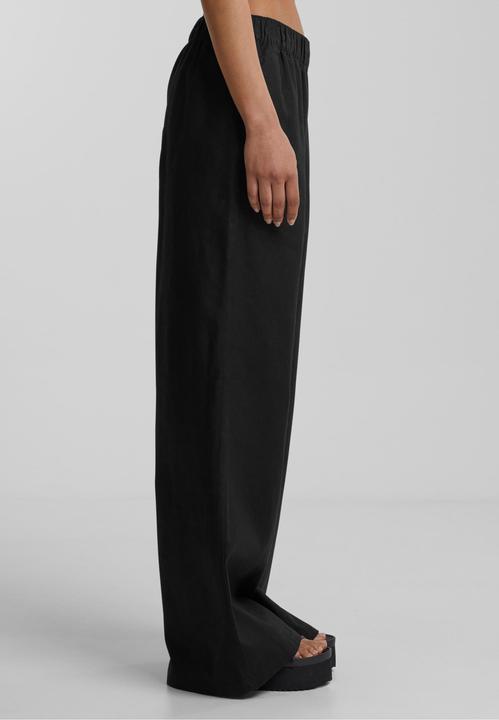 Actual product image Urban Classics Ladies Linen Mixed Wide Pants - 161183 (L)