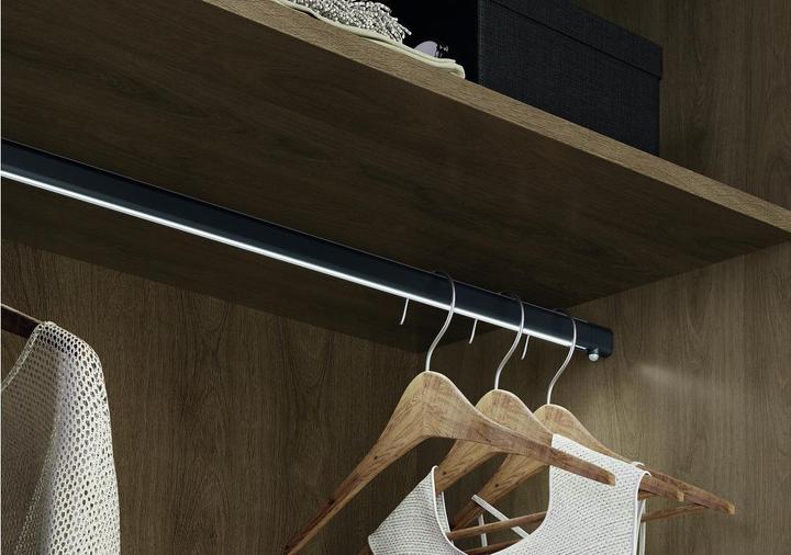 Produktbild Halemeier LED Kleiderstangen LitePipe Slim 12 V (Warmweiss, 119.20 cm, Indoor)