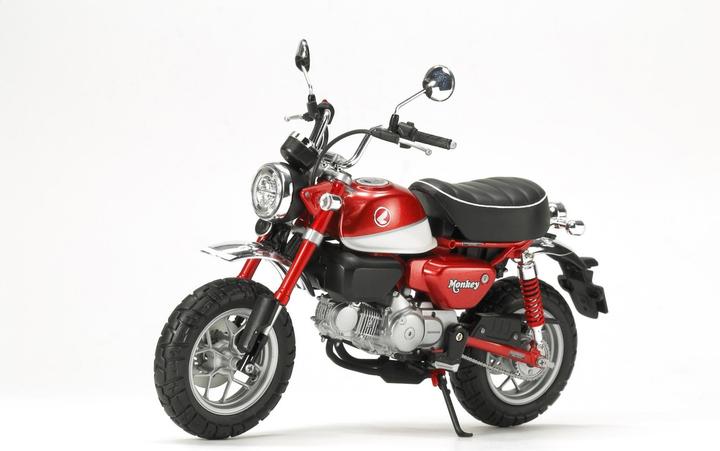 Actual product image Tamiya Honda Monkey 125