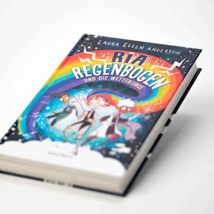 Produktbild Ria Regenbogen und die Wetterlinge (Deutsch, Laura Ellen Anderson, 2022)
