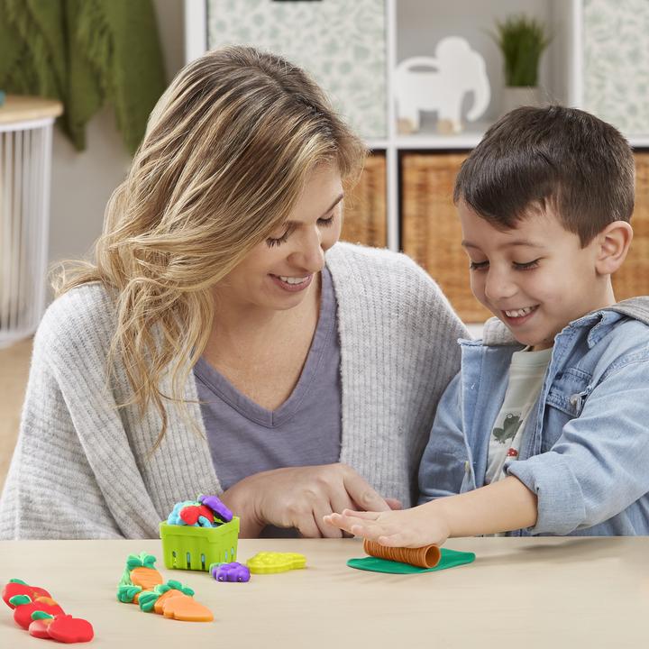 Actual product image Play-Doh Grow Your Garden Toolset
