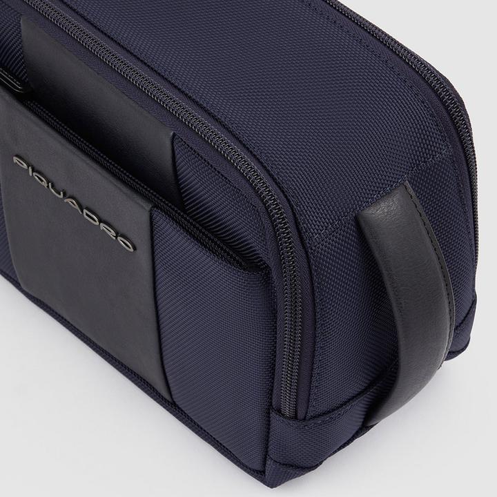 Actual product image Piquadro Letter 2 - Toilet bag (4 l)