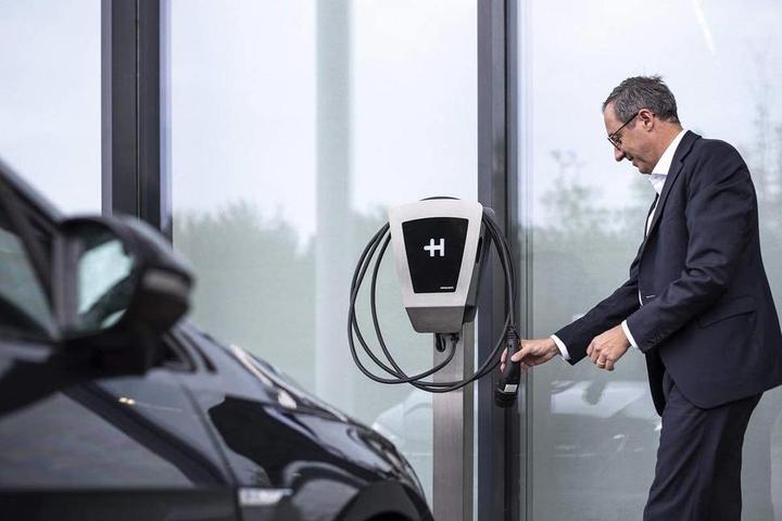 Produktbild Heidelberg Energy Control (förderfähig von der KfW) (Typ 2, 11 kW, 16 A, Fest verdrahtet)