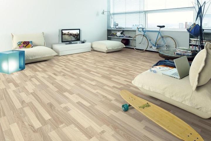Produktbild Megafloor Esche weiss Silenzio (Laminat, 1.74 m²)