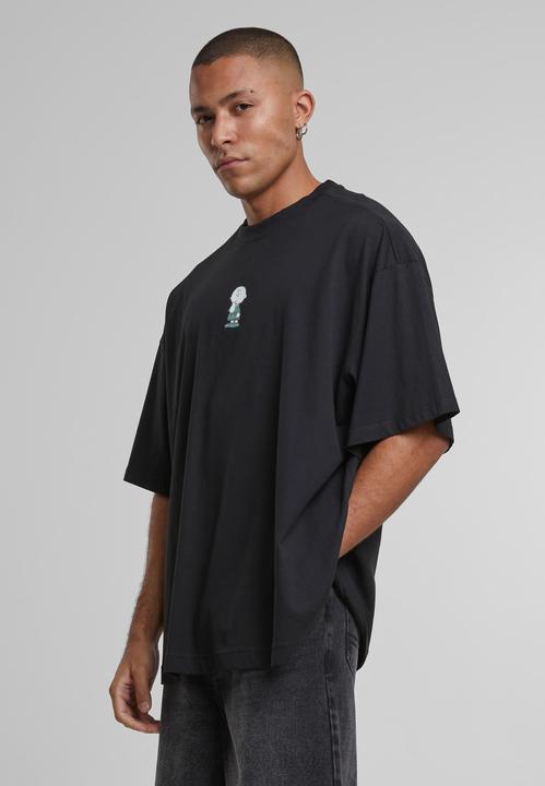 Actual product image Merchcode Peanuts - Charlie Brown Huge Tee - 116243 (L)