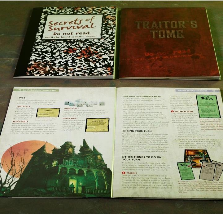 Actual product image Hasbro Gaming Betrayal at House on the Hill (German)