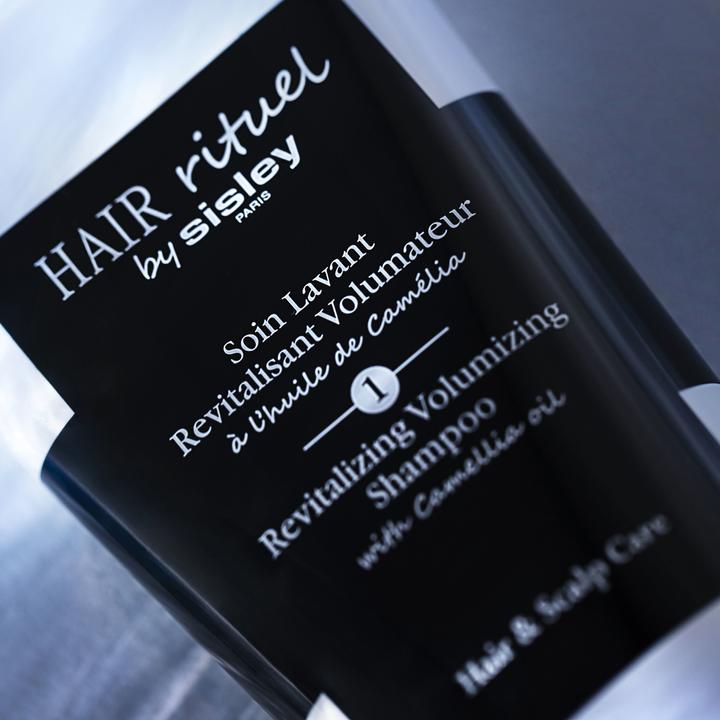 Image du produit Hair Rituel by Sisley Soin Lavant Revitalisant Volumateur (200 ml, Shampoing liquide)