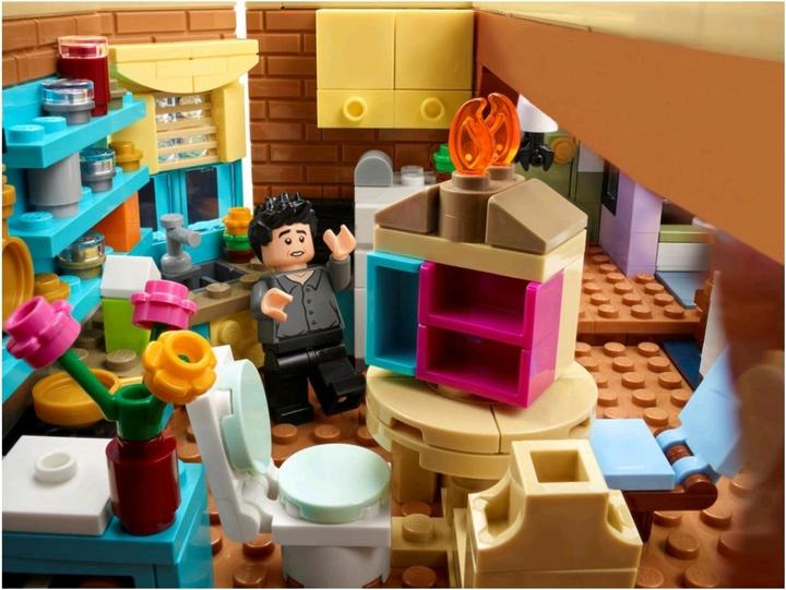 Actual product image LEGO Friends Apartments (10292, LEGO Friends, LEGO Rare Sets)
