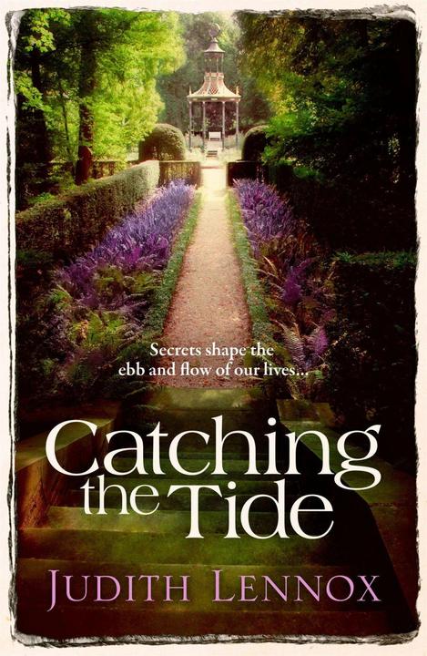 Image du produit Catching the Tide (Anglais, Judith Lennox, 2011)