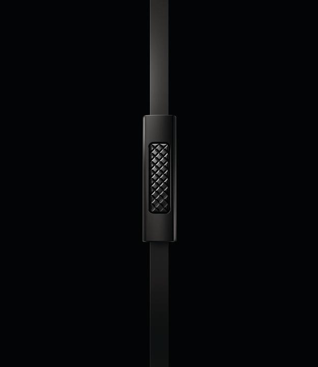 Actual product image Philips Fidelio S2BK (Cable)