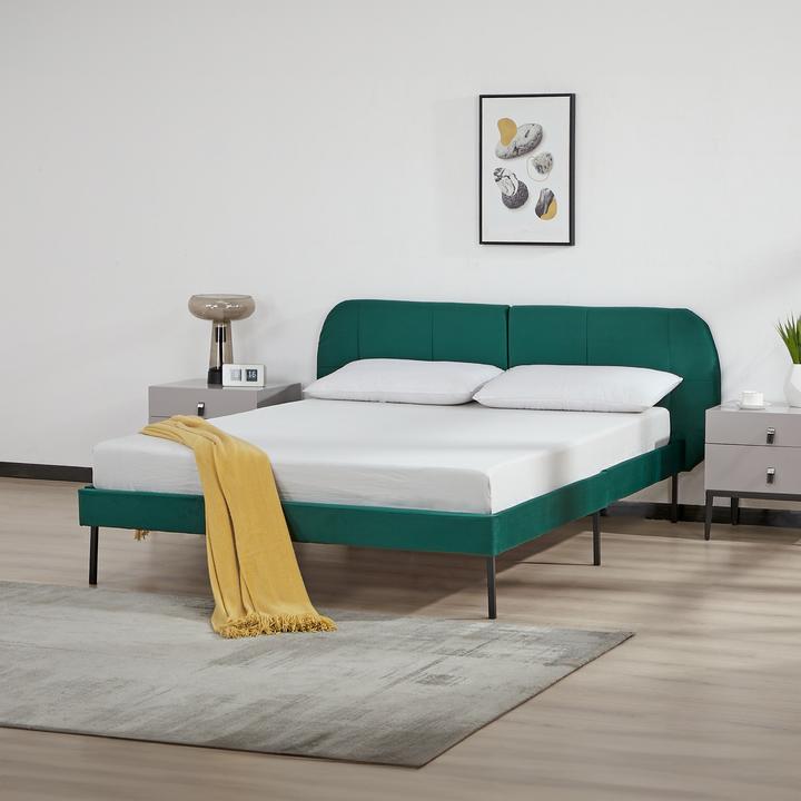Actual product image En.Casa Upholstered bed Porvoo velvet 140x200 cm dark green (140 x 200)