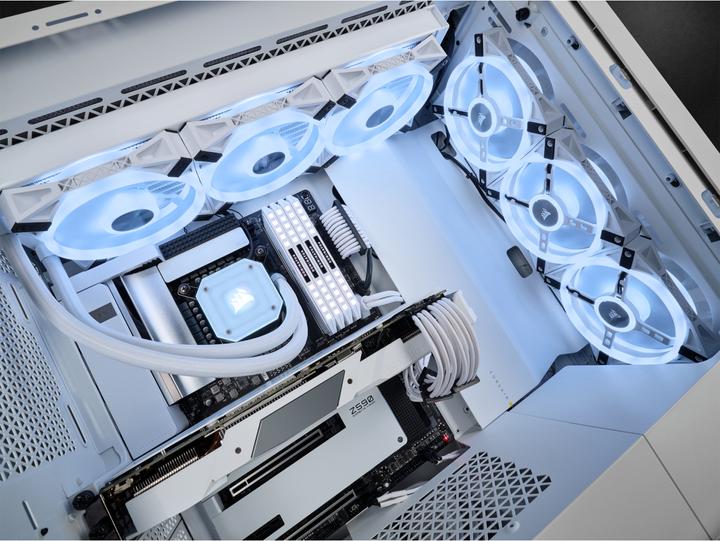 Actual product image Corsair iCUE 5000X RGB QL Edition (ATX)