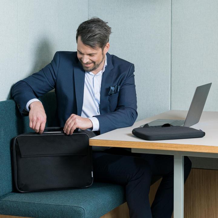 Produktbild Base XX Plus (13.30", Universal)