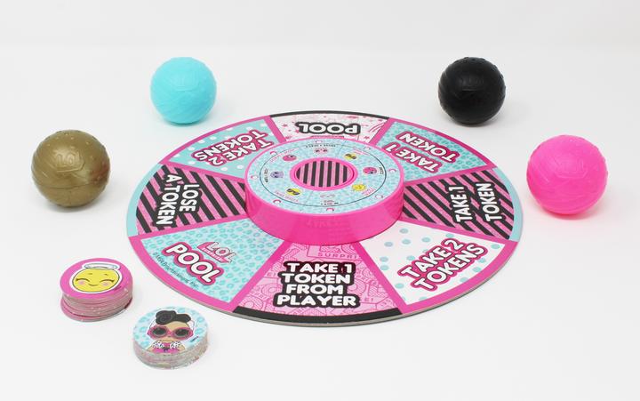 Image du produit Spin Master CARDINAL GAMES jeu LOL Surprise Shuffle Club Game, 6053187
