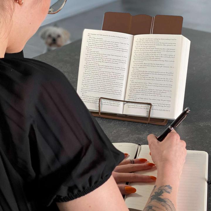 Actual product image Intirilife Reading stand Height-adjustable book stand for school office desk