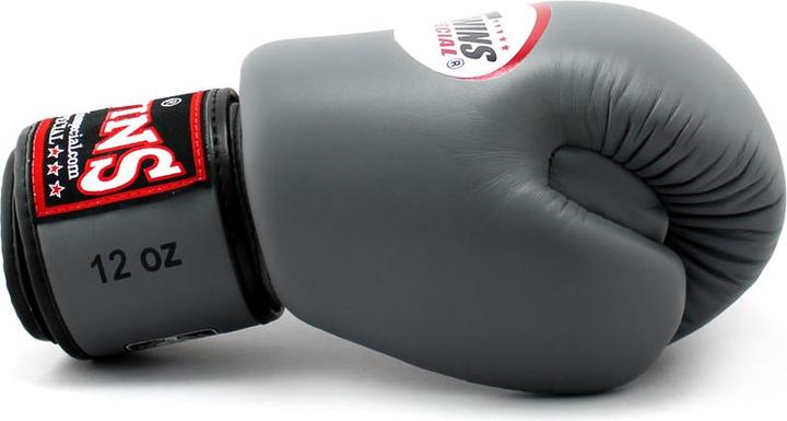 Actual product image Twins boxing gloves bgvl 3 (16 OZ, One size)