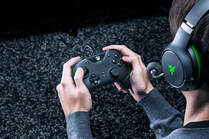 Actual product image Razer Wolverine V2 (Xbox Series S, Xbox One S, PC, Xbox One X, Xbox Series X)