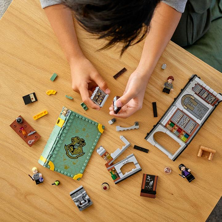Immagine prodotto LEGO Momento di Hogwarts: Classe Pozioni (76383, LEGO Harry Potter, Set LEGO rari)